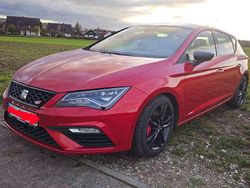 Rot Gebraucht 2018 Seat Leon Limousine | 21.500 € (Etwas zu teuer)