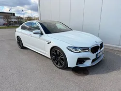 Weiß Gebraucht 2022 BMW M5 Sport Line Limousine | 74.000 €