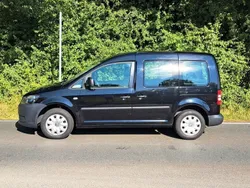 Schwarz Gebraucht 2011 VW Caddy Van / Kleinbus | 6.900 € (Guter Preis)