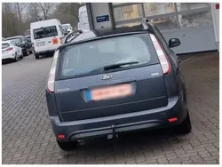 Grau Gebraucht 2009 Ford Focus Ambiente Kombi | 950 € (Guter Preis)