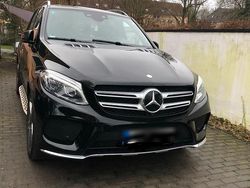 Schwarz Gebraucht 2016 Mercedes GLE400 AMG line SUV | 29.800 €