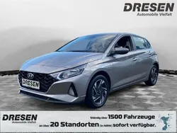 Beige Gebraucht 2023 Hyundai i20 Trend Limousine | 16.490 € (Fairer Preis)