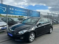 Schwarz Gebraucht 2011 Hyundai i30 Edition Kombi | 5.990 € (Etwas zu teuer)