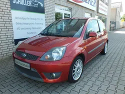 Rot Gebraucht 2008 Ford Fiesta Sport Kleinwagen | 2.990 € (Etwas zu teuer)