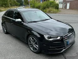 Schwarz Gebraucht 2014 Audi S3 Performance Limousine | 19.500 €