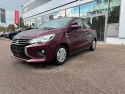 Rot Neu 2025 Mitsubishi Space Star Select Limousine | 12.995 €