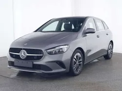 Grau metalliclack mountaingrau Gebraucht 2024 Mercedes B200 Advanced Van / Kleinbus | 31.900 € (Fairer Preis)