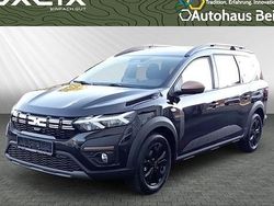 Schwarz Neu 2025 Dacia Jogger Extreme Van / Kleinbus | 25.290 € (Etwas zu teuer)