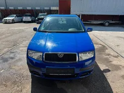 Blau Gebraucht 2004 Skoda Fabia Ambiente Kleinwagen | 1.990 € (Fairer Preis)