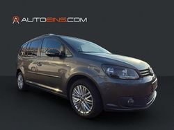 Grau Gebraucht 2015 VW Touran Cup Van / Kleinbus | 11.800 € (Fairer Preis)