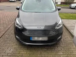 Grau Gebraucht 2016 Ford Grand C-Max Van / Kleinbus | 8.900 € (Fairer Preis)