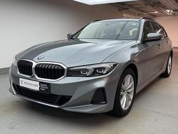 Skyscraper grau metallic Gebraucht 2023 BMW 318 Shadowline Kombi | 29.299 € (Fairer Preis)