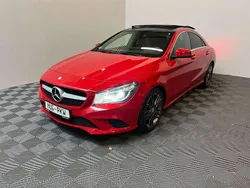 Rot Gebraucht 2015 Mercedes CLA200 Urban Limousine | 18.990 € (Guter Preis)