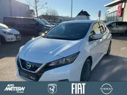Weiß Gebraucht 2020 Nissan Leaf N-Connecta Kleinwagen | 15.889 € (Fairer Preis)