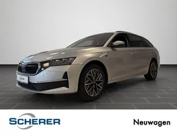 Silber Neu 2025 Skoda Octavia Tour Kombi | 31.800 € (Etwas zu teuer)