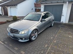 Grau Gebraucht 2008 Mercedes C280 AMG Limousine | 10.900 € (Etwas zu teuer)
