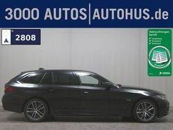 Black sapphire metallic Gebraucht 2022 BMW 530e M Sport Kombi | 28.680 € (Superpreis)