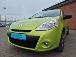Grün Gebraucht 2009 Renault Clio III Expression Limousine | 3.490 € (Fairer Preis)