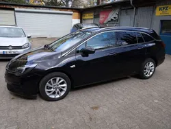 Schwarz Gebraucht 2022 Opel Astra Kombi | 13.900 € (Guter Preis)