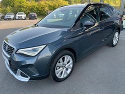 Grau Gebraucht 2024 Seat Arona Xperience SUV | 19.980 € (Fairer Preis)