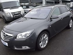 Karbongrau Gebraucht 2009 Opel Insignia Cosmo Kombi | 6.890 € (Etwas zu teuer)