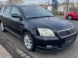 Schwarz Gebraucht 2005 Toyota Avensis Executive Kombi | 1.599 € (Guter Preis)