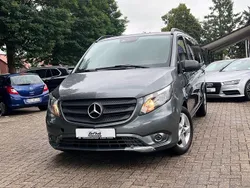 Grau Gebraucht 2019 Mercedes Vito Van / Kleinbus | 19.900 € (Superpreis)