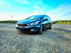 Grau Gebraucht 2013 Kia Ceed Sportswagon Kombi | 6.100 € (Fairer Preis)