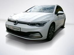 Weiß Gebraucht 2021 VW Golf VIII Style Limousine | 21.775 € (Guter Preis)