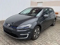 Grau Gebraucht 2020 VW e-Golf Kleinwagen | 15.499 € (Guter Preis)