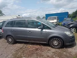 Grau Gebraucht 2005 Opel Zafira Cosmo Van / Kleinbus | 2.300 € (Fairer Preis)
