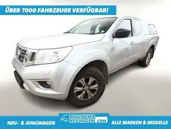 Navara nevadasilber metallic Gebraucht 2018 Nissan Navara Acenta Abholung | 23.132 € (Fairer Preis)