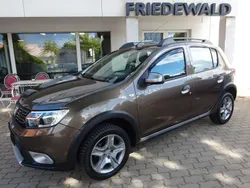 Braun Gebraucht 2018 Dacia Sandero Prestige Kleinwagen | 11.990 € (Etwas zu teuer)