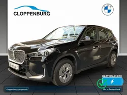 Schwarz Gebraucht 2024 BMW iX1 Performance SUV | 37.950 € (Guter Preis)