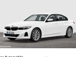 Weiß Gebraucht 2024 BMW 318 Comfort Edition Limousine | 33.880 € (Guter Preis)