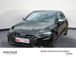 Mythosschwarz (metallic) Gebraucht 2024 Audi S3 Ambiente Limousine | 43.980 € (Guter Preis)