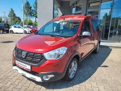 Rot Gebraucht 2020 Dacia Dokker Stepway Van | 17.950 € (Etwas zu teuer)