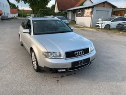 Silber Gebraucht 2001 Audi A4 Kombi | 1.100 € (Superpreis)