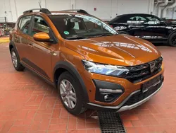 Orange Gebraucht 2022 Dacia Sandero Comfort Kleinwagen | 15.890 € (Fairer Preis)