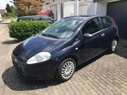 Blau Gebraucht 2009 Fiat Grande Punto Active Kleinwagen | 1.999 € (Fairer Preis)