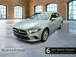 Iridiumsilber metallic Gebraucht 2020 Mercedes A250 Limousine | 22.900 € (Superpreis)