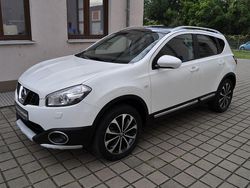 Super white Gebraucht 2011 Nissan Qashqai Tekna SUV | 10.990 € (Etwas zu teuer)