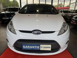 Weiß Gebraucht 2011 Ford Fiesta Titanium Kleinwagen | 3.490 € (Fairer Preis)