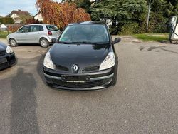 Schwarz Gebraucht 2005 Renault Clio III Authentique Kleinwagen | 1.590 € (Guter Preis)
