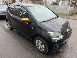 Schwarz Gebraucht 2016 VW up! Kleinwagen | 5.999 € (Fairer Preis)
