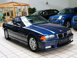 Blau Gebraucht 1995 BMW 328 Cabriolet M Sport Cabrio | 22.900 €
