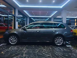 Grau Gebraucht 2017 VW Golf VII Kombi | 10.850 € (Fairer Preis)