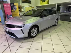 /typ aussenverkleidung metall (metallic) Gebraucht 2023 Opel Astra Elegance Kombi | 24.750 € (Etwas zu teuer)