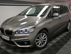 Platinsilber metallic Gebraucht 2017 BMW 220 Sport Line Van / Kleinbus | 18.890 € (Fairer Preis)