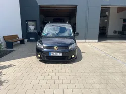 Schwarz Gebraucht 2011 VW Caddy Edition Van / Kleinbus | 7.700 € (Etwas zu teuer)